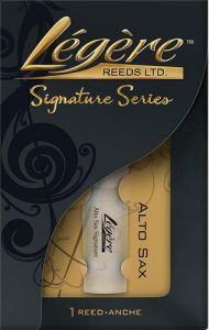 LEGERE REEDS SIGNATURE Series Synthetic Alto Saxophone Reed #3 (single Reed)